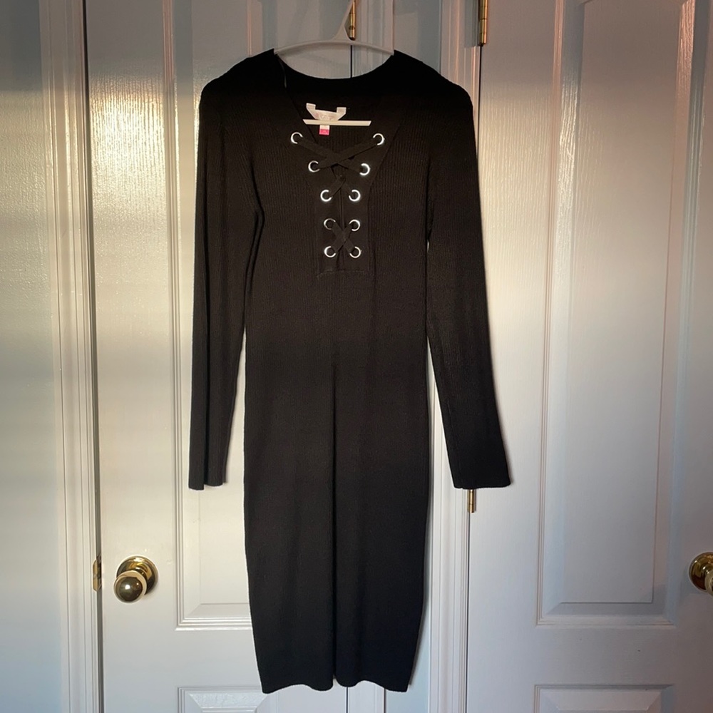 Black Lace Up Body con Dress